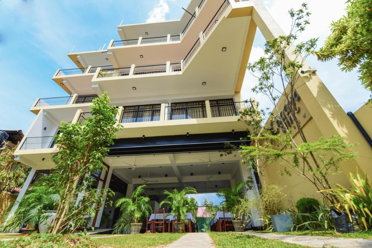 Chaaya Inn Hotel 히카두와 외부 사진