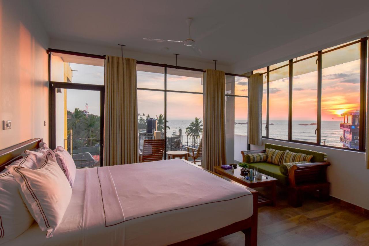 Chaaya Inn Hotel 히카두와 외부 사진